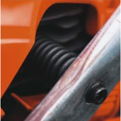 Tronçonneuse Husqvarna 550 XP 45SN + 2 chaînes offertes.