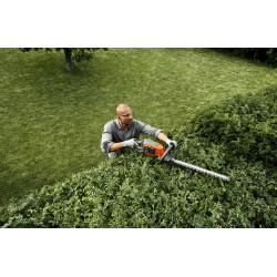 Taille haies à batterie Husqvarna 215iHD45 