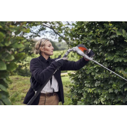 Taille haie perche à batterie Husqvarna 520iHT4 pack