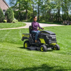 Tracteur tondeuse à batterie 107cm Ryobi