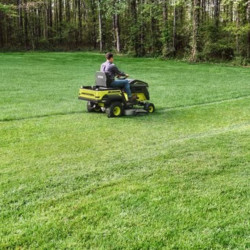 Tracteur tondeuse à batterie 107cm Ryobi