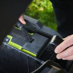 Tracteur tondeuse à batterie 117cm Ryobi