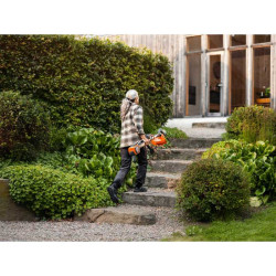 Coupe Bordures 220iR en pack 40-B140