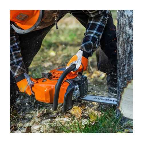 Tronçonneuse Husqvarna 445 Mark II : bientôt remplacée par la 445S